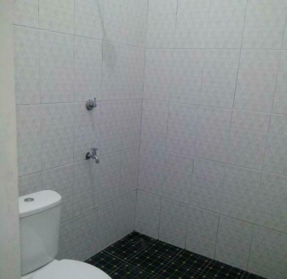 اتاق لوکس, Griya Pas Pangandaran