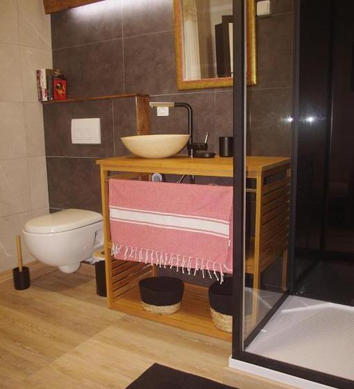 Standard room with outdoor bath, Louberne