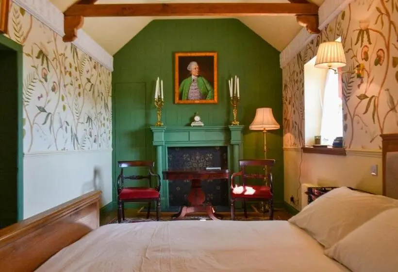 اتاق استاندارد, The Munches Room At Buittle Castle