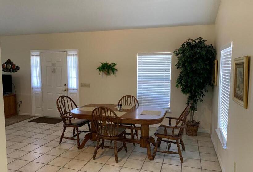 침실 3개 주택, The Grand Oaks Resort