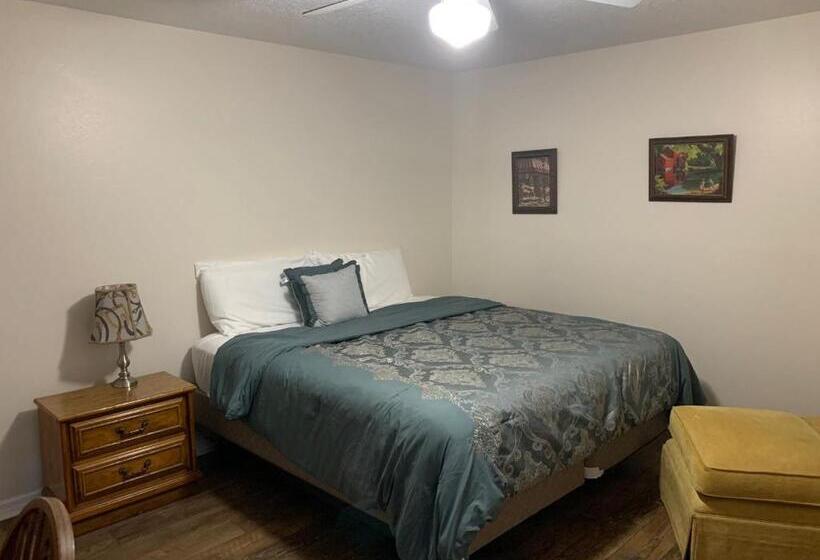 침실 2개 주택, The Grand Oaks Resort