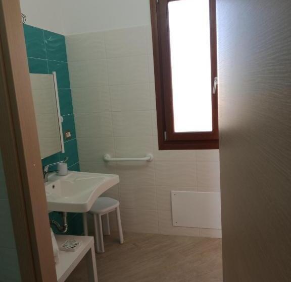 身障者適用スタンダードルーム, Villa Orsola