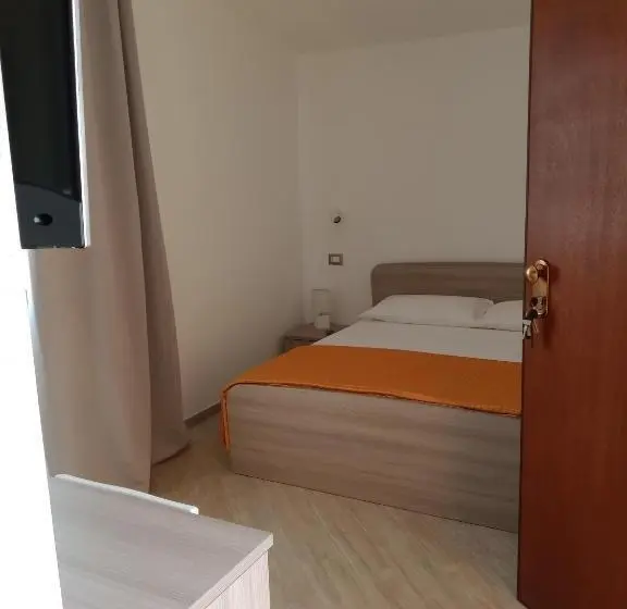Deluxe-huone Sivuttainen Merinäkymä, Villa Orsola