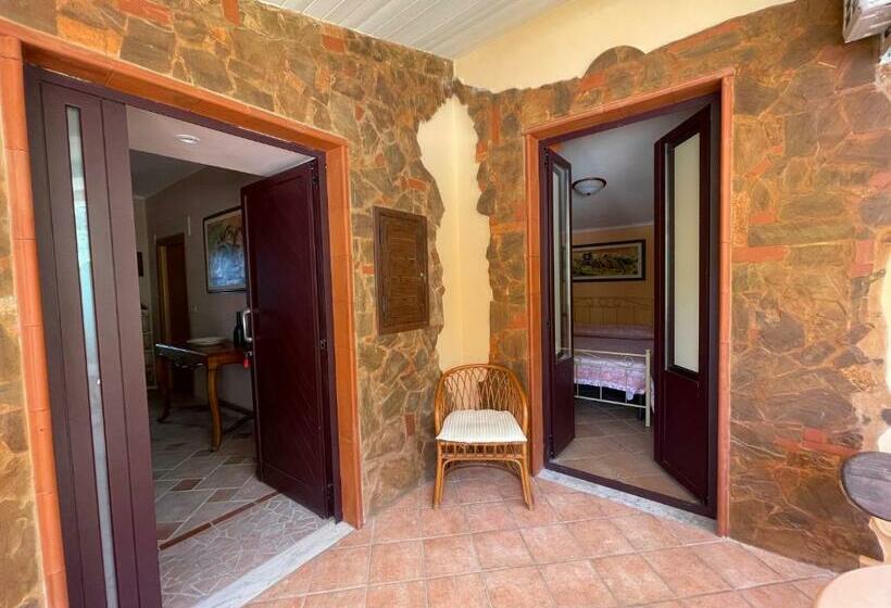 Апартаменты 1 Спальня Вид на Бассейн, Agri Resort Masusa