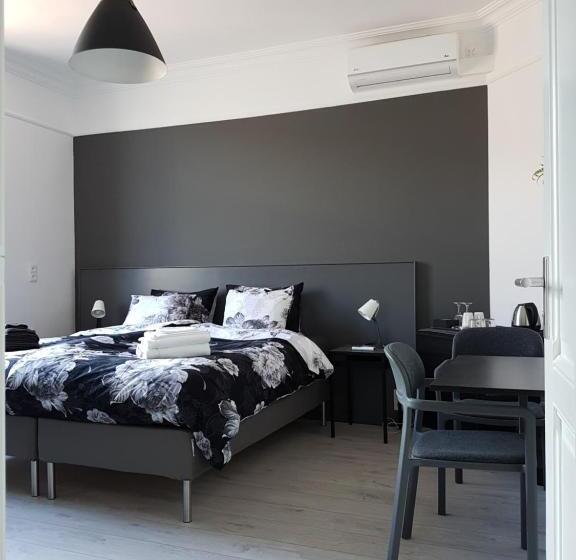 اتاق لوکس, Anno 1919