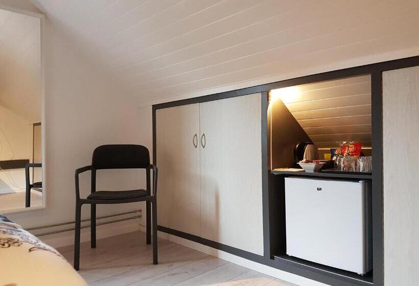 اتاق سوپریور, Anno 1919