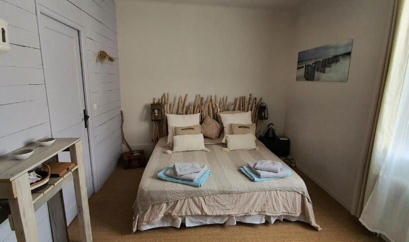 Номер Стандарт, Chambres D Hôtes Can Oliba