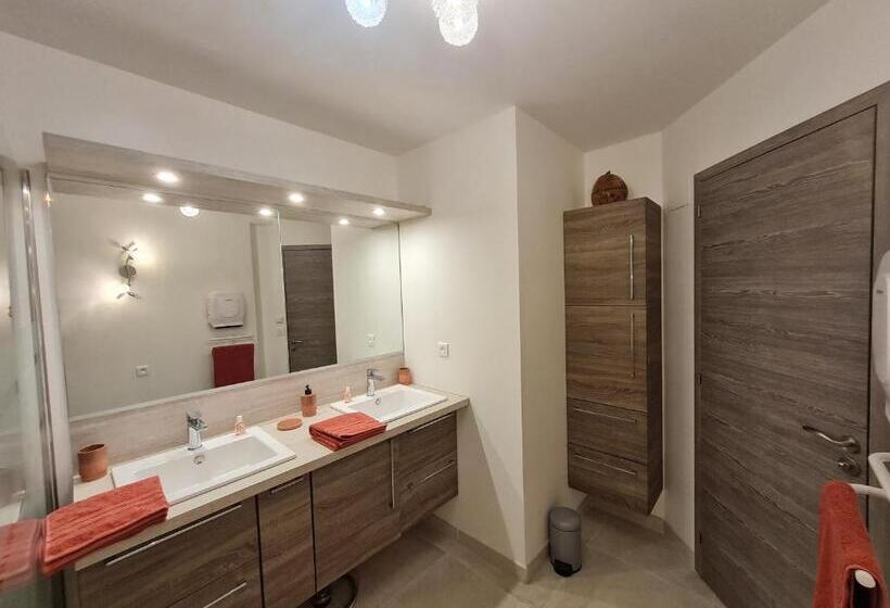 شقة غرفة واحدة مطلة على الحديقة, Mas Des Fugueyrolles