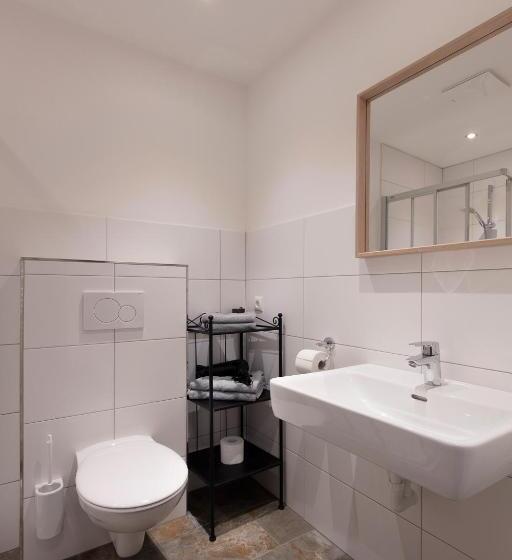 إستوديو قياسى, Giggi Tenne Studios