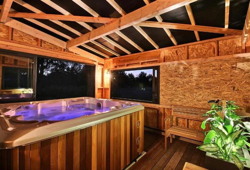 غرفة قياسية مطلّة علي الحديقة, La Longère De La Chevallerais