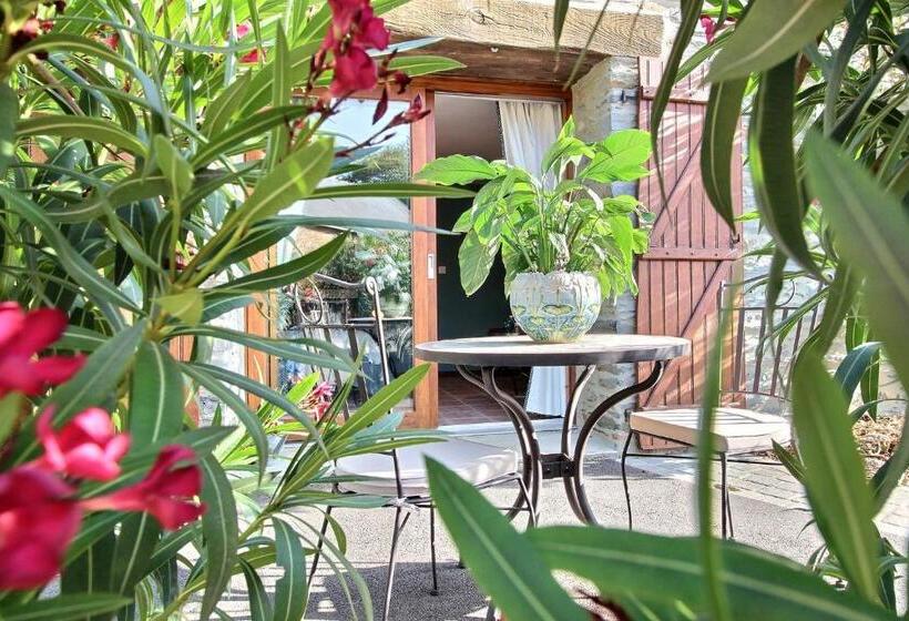 غرفة قياسية مطلّة علي الحديقة, La Longère De La Chevallerais