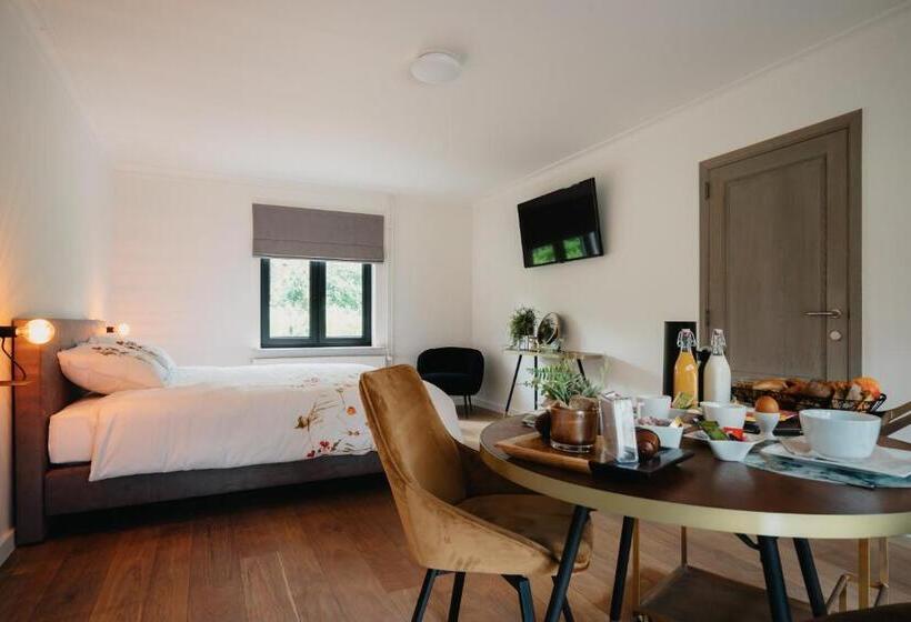 标准间, T Wilgenhuys