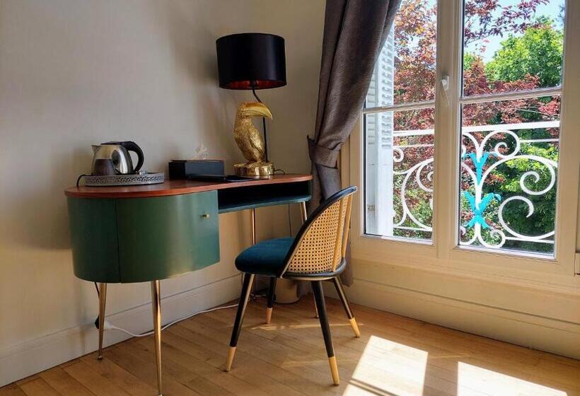 غرفة قياسية سرير كينج, La Maucannière