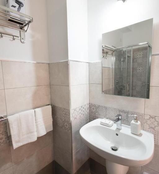 غرفة قياسية, Bed & Blu