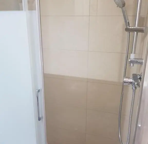 スタンダードルーム, Bellinzona Rooms