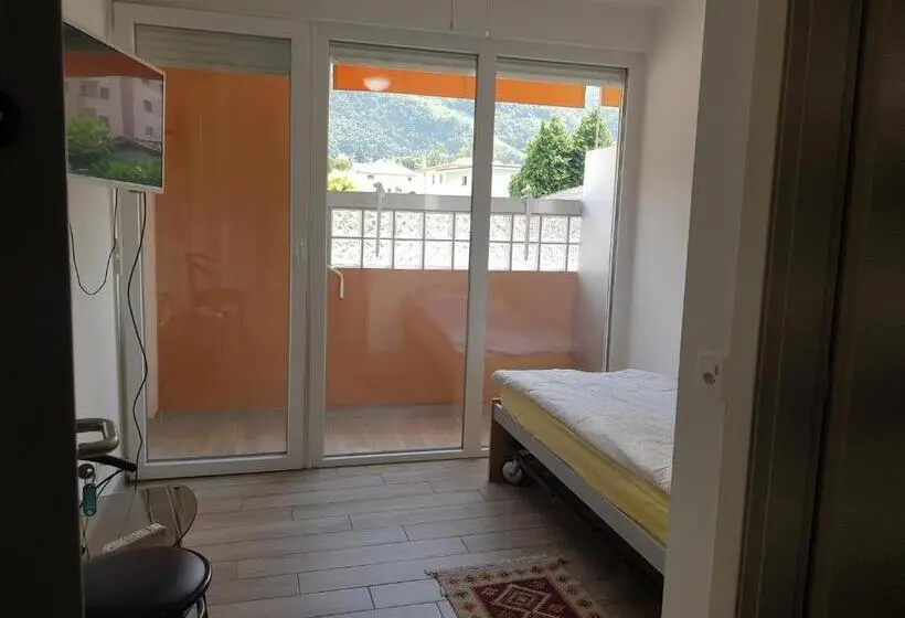 エコノミーシングルルーム, Bellinzona Rooms