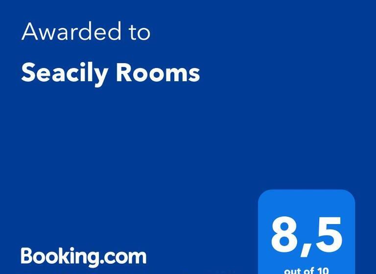 Номер Deluxe с Балконом, Seacily Rooms