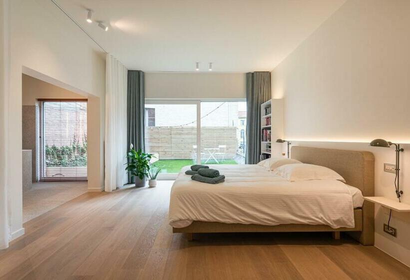 اتاق لوکس با بالکن, Gepetto S Beautiful Stay In The Historic Centre Of Ghent