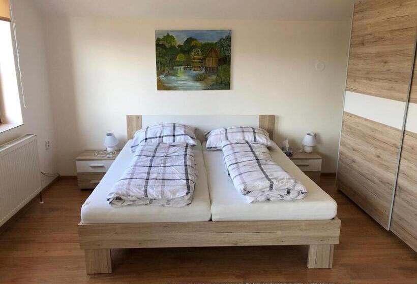 آپارتمان 1 خوابه, Aqua