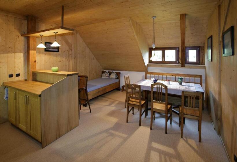 带2个卧室的公寓, Apartmány Chalupa U Floriánka