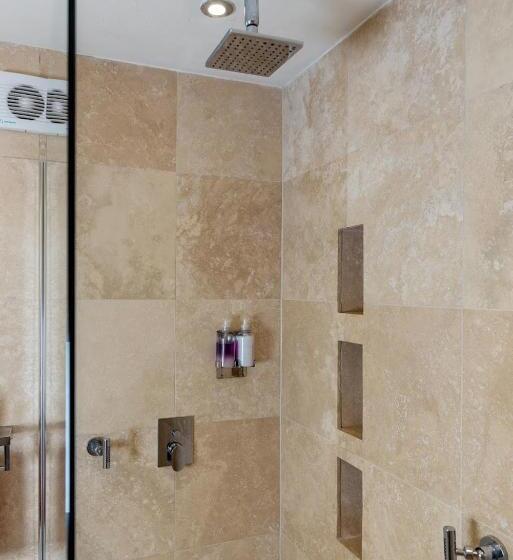 Номер Стандарт, Old Hall Croft Barn