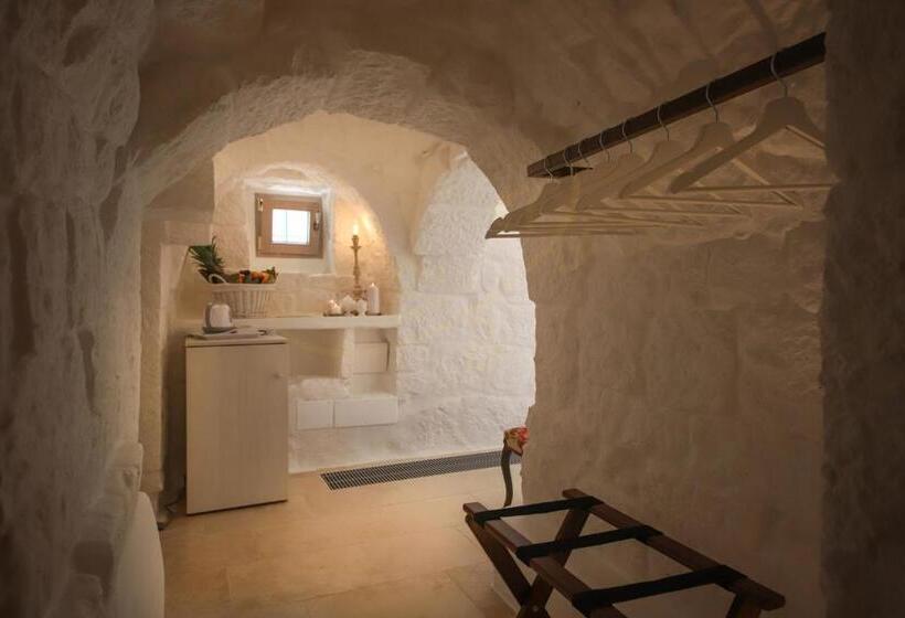 디럭스 4인 룸, Petranima Wellness In Trulli