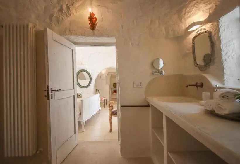 Deluxe Neljän Hengen Huone, Petranima Wellness In Trulli