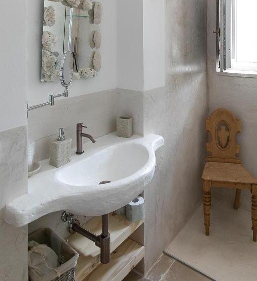 4인용 수피리어 룸, Petranima Wellness In Trulli