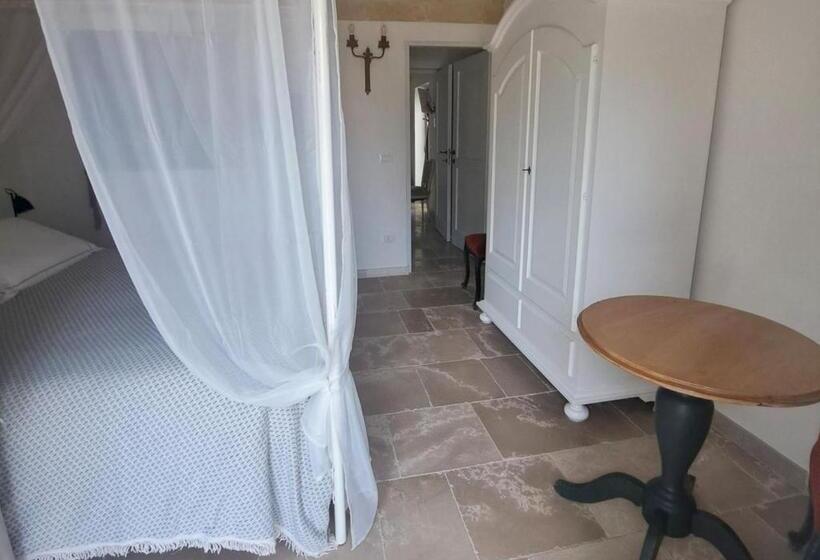 4인용 수피리어 룸, Petranima Wellness In Trulli