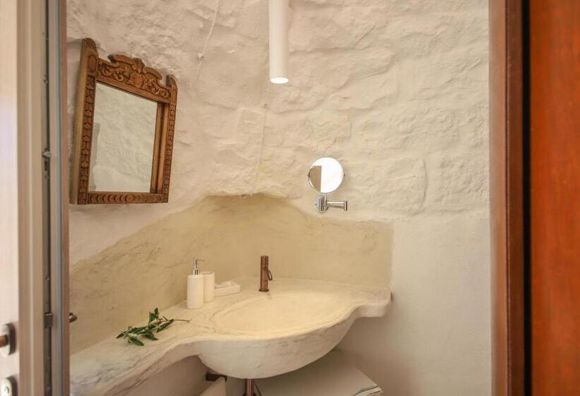 디럭스 룸, Petranima Wellness In Trulli