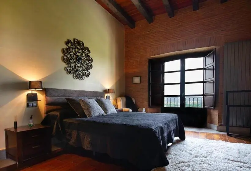 Deluxe-sviitti, Castillo De Monte La Reina Posada Real & Bodega