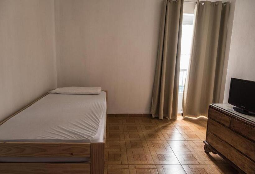 Семейный Номер Совместный Санузел, Olvera B&b Hostel En Olvera