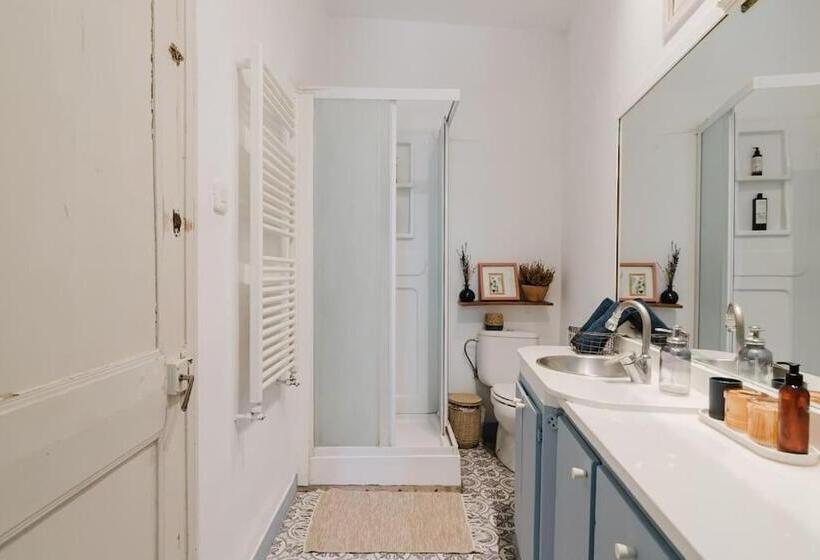 豪华套房, Habitación En La Rambla