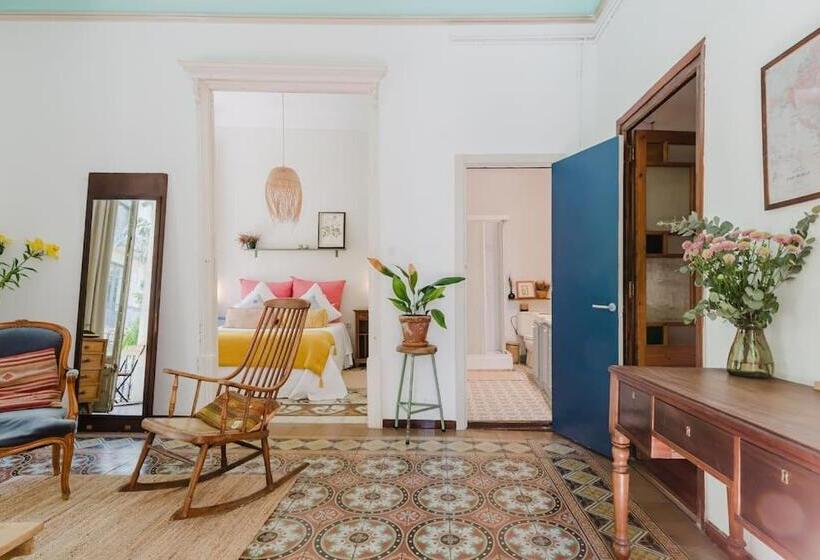 豪华套房, Habitación En La Rambla