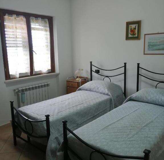 غرفة قياسية, Il Casotto