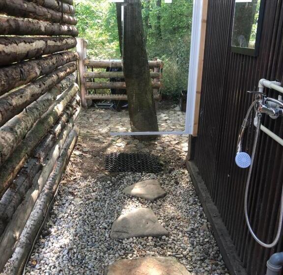 スタンダードバンガロー, Ubytování Pod Haniperkem