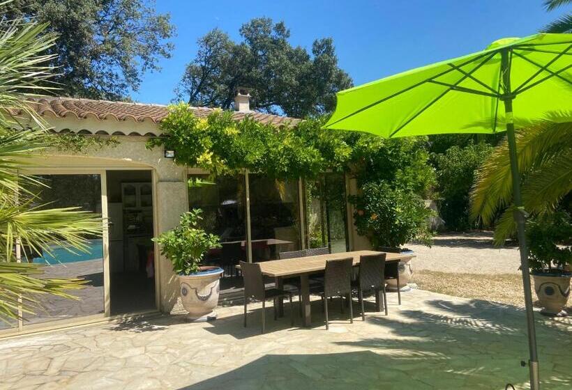 Номер Стандарт Трехместный, Santolines En Provence