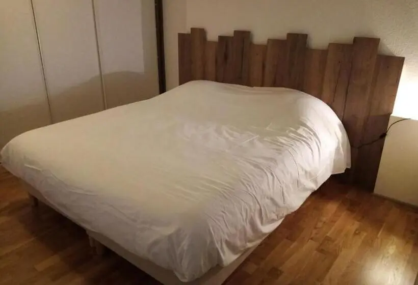 ファミリーステューディオ, Gîte   Auberge Du Midi