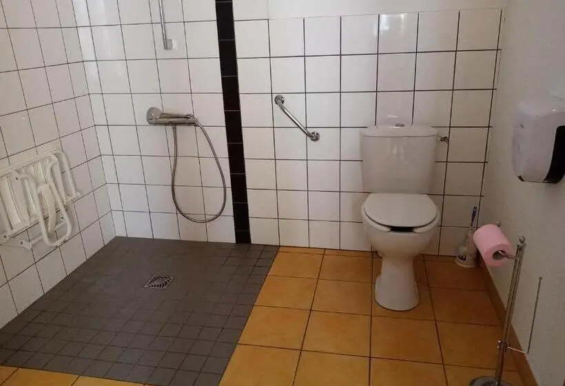 身障者適用スタンダードルーム, Gîte   Auberge Du Midi