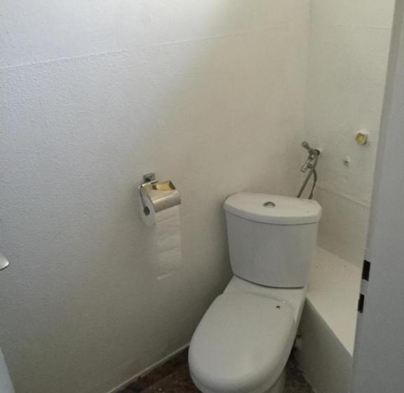 エコノミー４人部屋, 3 Monteurzimmer Als Wohngemeinschaft Zur Selbstversorgung