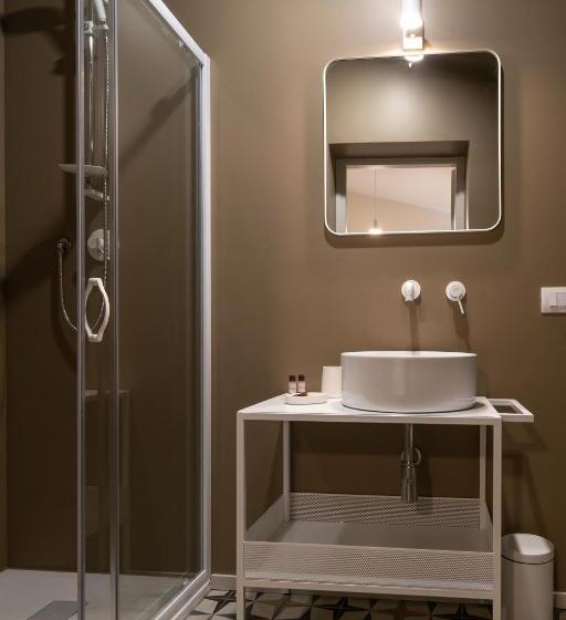 标准间带阳台, Moronero