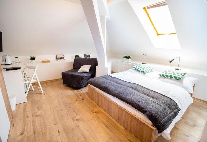 标准间, Pribina Penzión