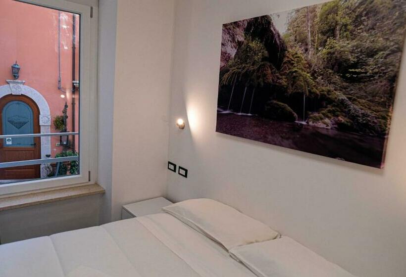 غرفة قياسية, Residenza Scaringelo