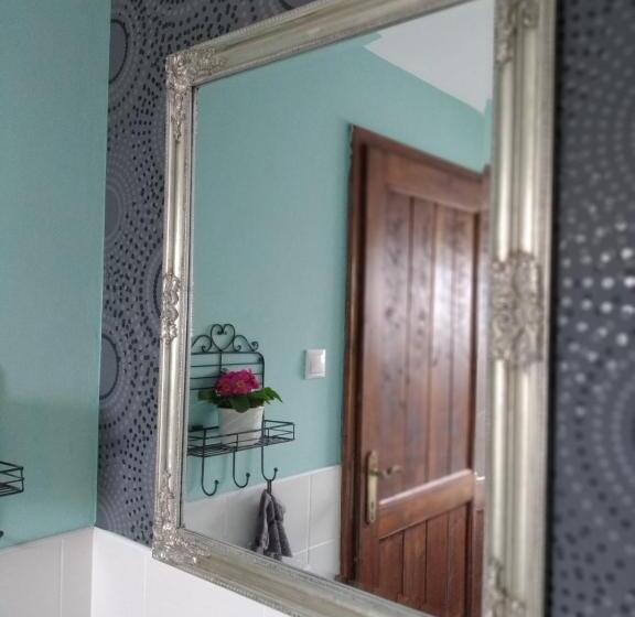 غرفة قياسية, Rozmaring Vendégház