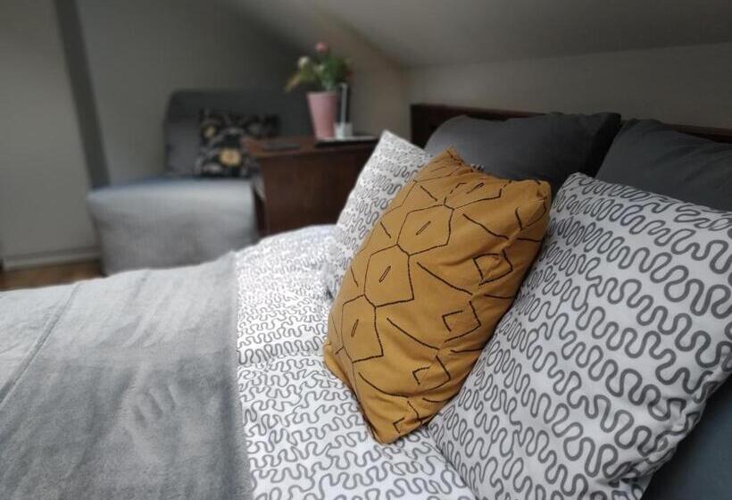 غرفة قياسية, Rozmaring Vendégház