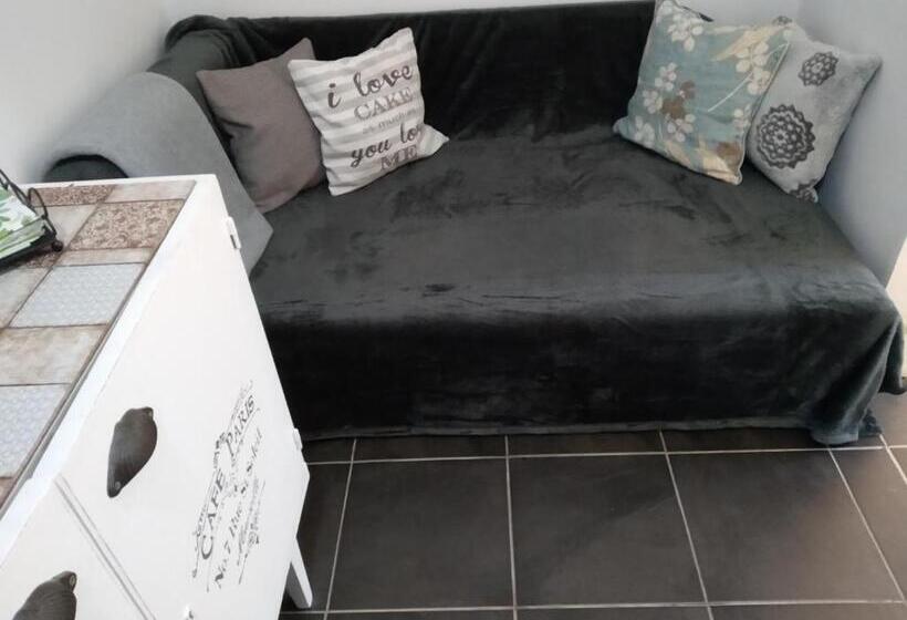 شقة غرفة نوم واحدة بالطابق الأرضى, Rozmaring Vendégház