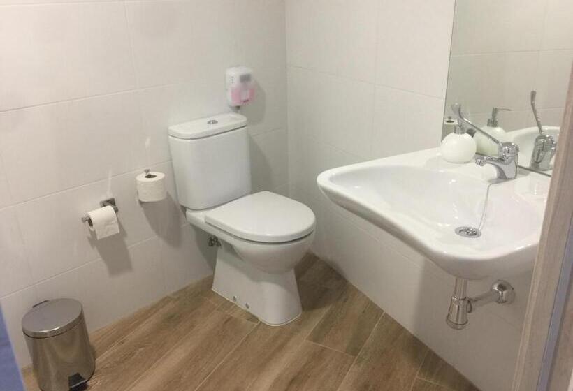 اتاق خانوادگی, Casa Vargas Figueroa Restaurante Casa Del Sol