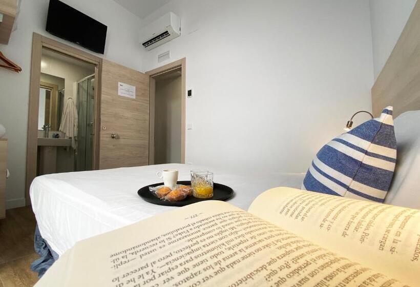 اتاق خانوادگی, Casa Vargas Figueroa Restaurante Casa Del Sol