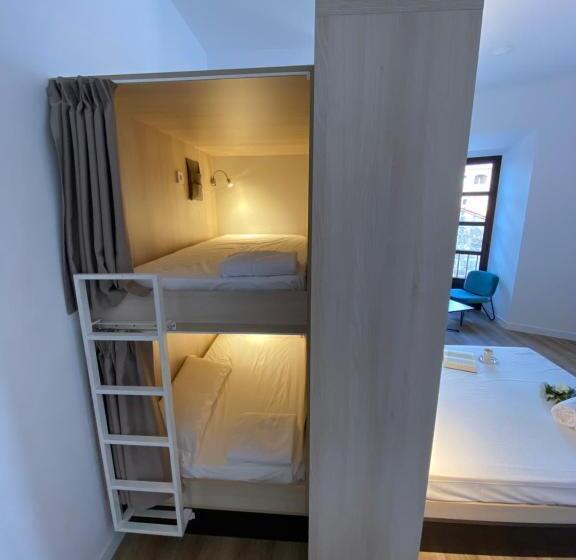 اتاق خانوادگی, Casa Vargas Figueroa Restaurante Casa Del Sol