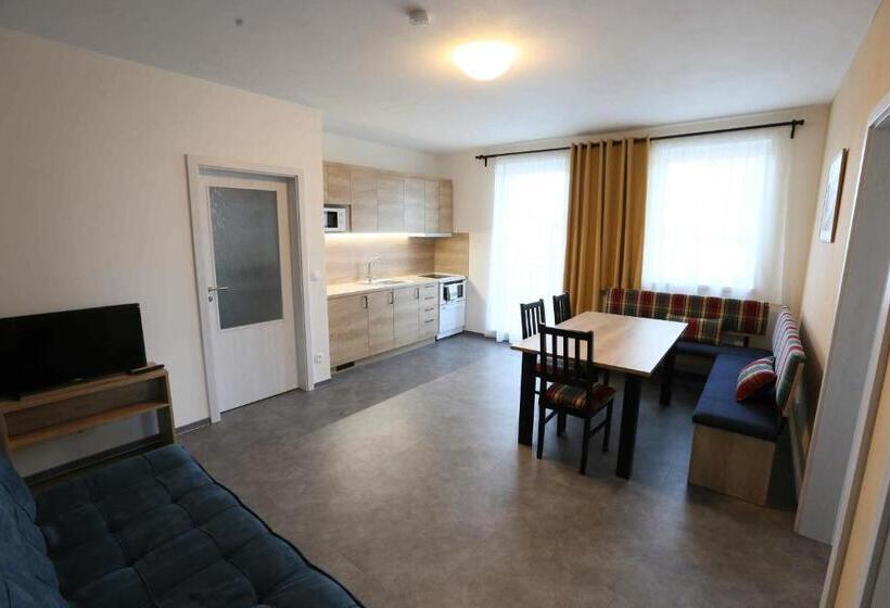 침실 2개 아파트, Apartmány Aura